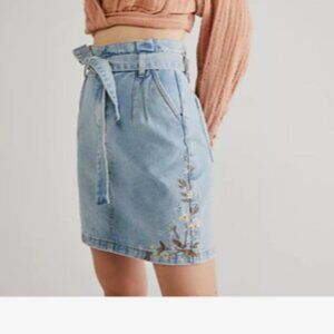 Driftwood Bambi Denim Floral Embroidered Skirt Tie Belt Size 27